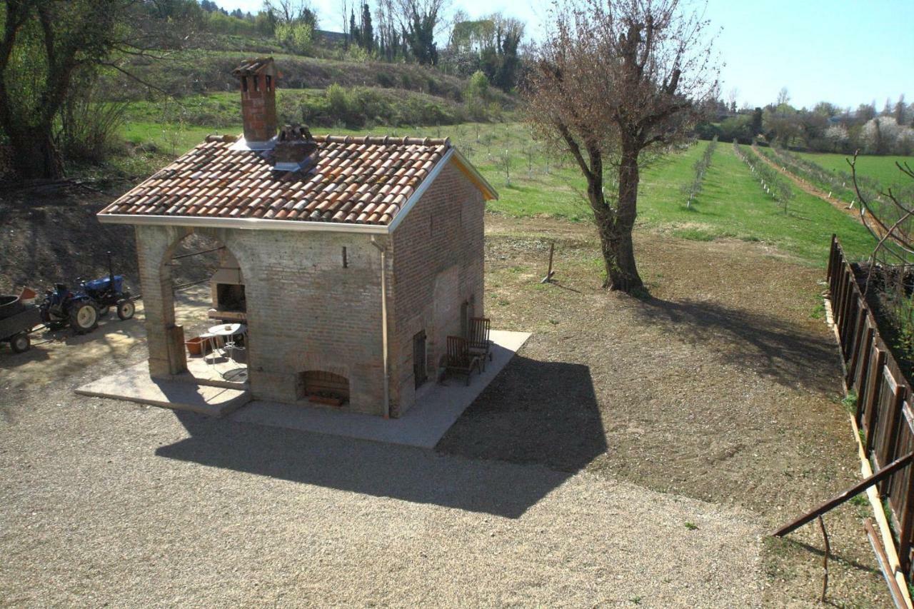 Agriturismo "La Fondazza" Villa Imola Exterior photo